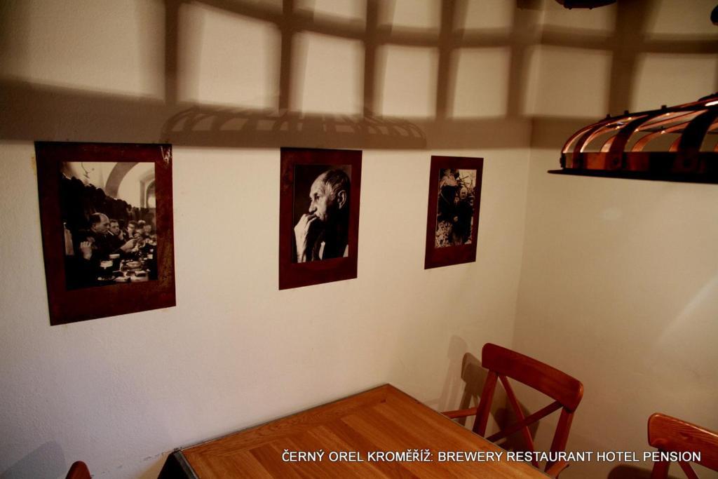 Pivovar Cerny Orel - Hotel & Restaurant Kromieryż Zewnętrze zdjęcie